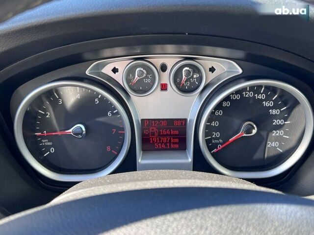 Форд Фокус, объемом двигателя 1.6 л и пробегом 191 тыс. км за 6490 $, фото 25 на Automoto.ua