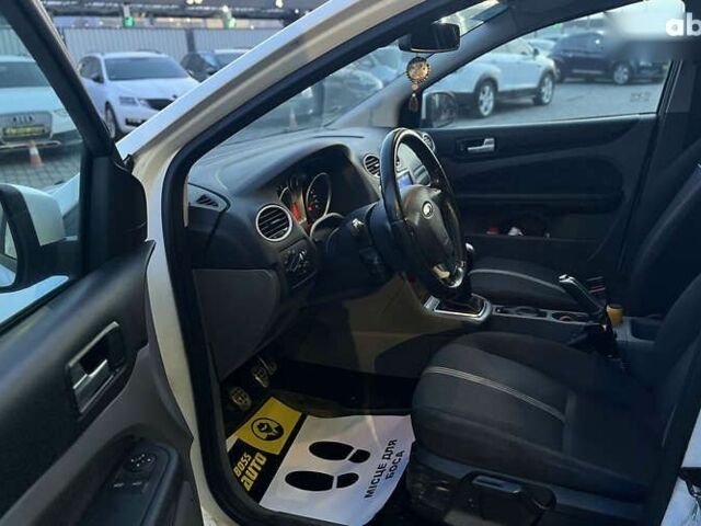 Форд Фокус, объемом двигателя 1.6 л и пробегом 305 тыс. км за 5990 $, фото 10 на Automoto.ua