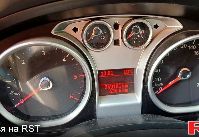 Форд Фокус, объемом двигателя 16 л и пробегом 250 тыс. км за 4800 $, фото 6 на Automoto.ua