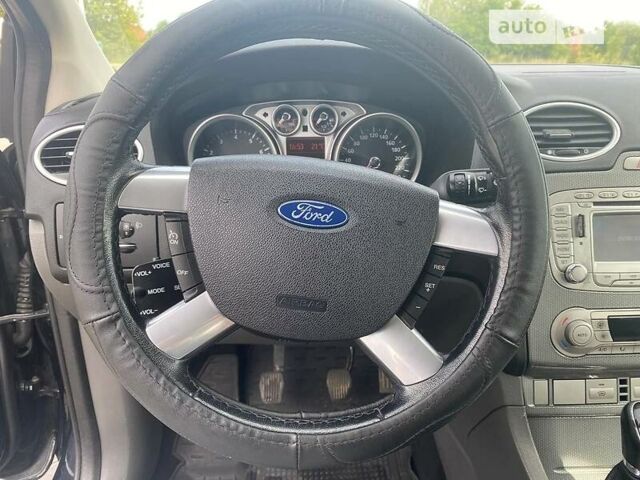 Форд Фокус, объемом двигателя 1.8 л и пробегом 234 тыс. км за 6900 $, фото 21 на Automoto.ua