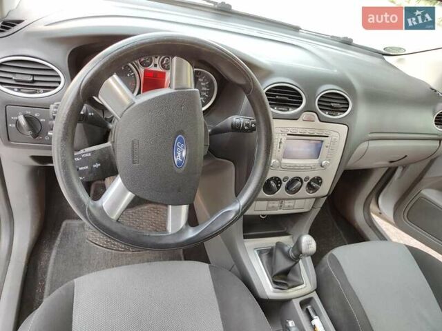 Форд Фокус, объемом двигателя 1.6 л и пробегом 190 тыс. км за 5700 $, фото 9 на Automoto.ua