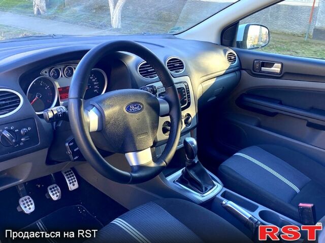 Форд Фокус, объемом двигателя 1.6 л и пробегом 171 тыс. км за 6300 $, фото 7 на Automoto.ua