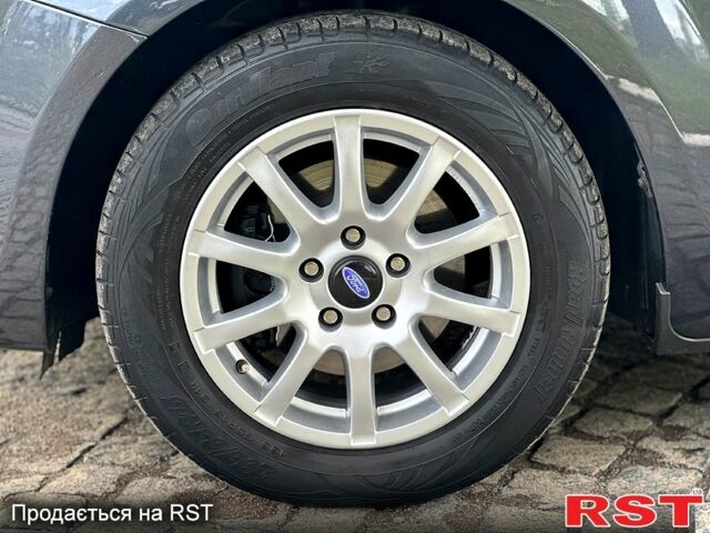 Форд Фокус, объемом двигателя 1.6 л и пробегом 184 тыс. км за 6300 $, фото 6 на Automoto.ua