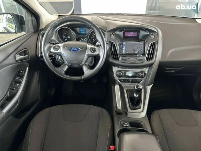 Форд Фокус, объемом двигателя 1.6 л и пробегом 236 тыс. км за 7350 $, фото 25 на Automoto.ua