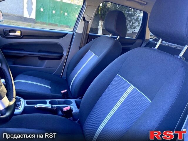 Форд Фокус, объемом двигателя 1.6 л и пробегом 171 тыс. км за 6300 $, фото 10 на Automoto.ua