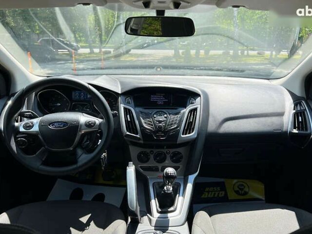 Форд Фокус, объемом двигателя 1.6 л и пробегом 222 тыс. км за 6890 $, фото 11 на Automoto.ua