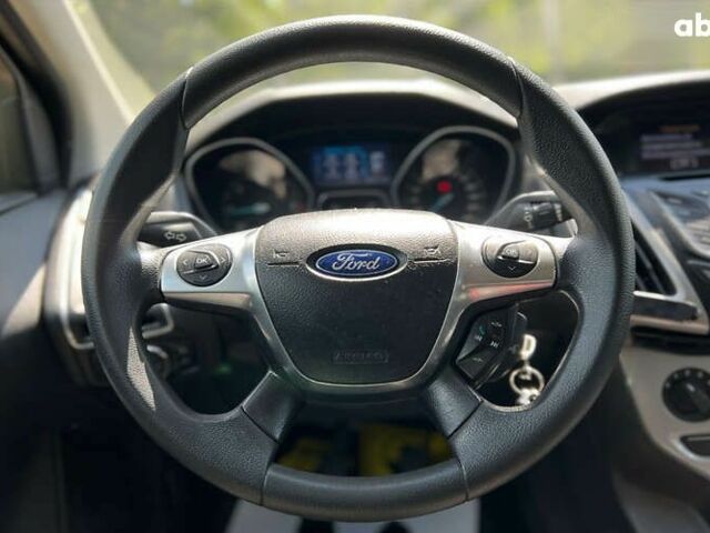 Форд Фокус, объемом двигателя 1.6 л и пробегом 222 тыс. км за 6890 $, фото 13 на Automoto.ua