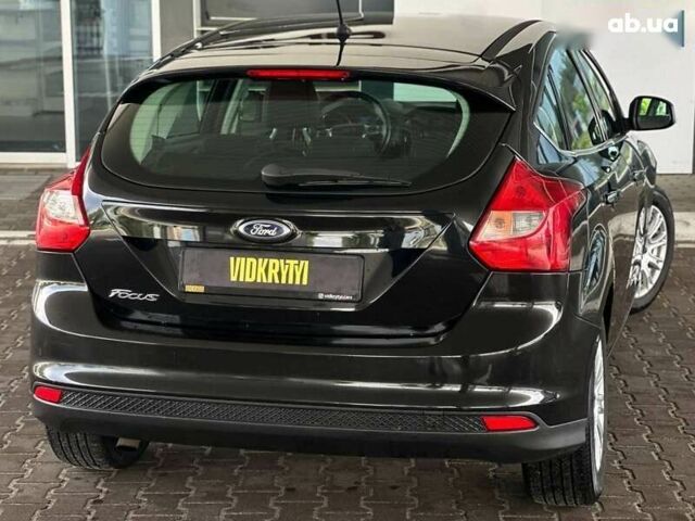 Форд Фокус, объемом двигателя 1.6 л и пробегом 236 тыс. км за 7350 $, фото 16 на Automoto.ua