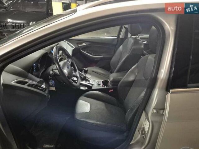 Форд Фокус, объемом двигателя 1.6 л и пробегом 161 тыс. км за 7000 $, фото 7 на Automoto.ua