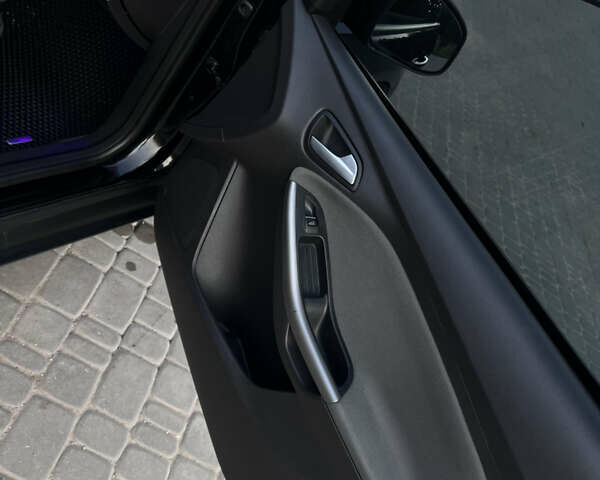Форд Фокус, объемом двигателя 1.6 л и пробегом 250 тыс. км за 8050 $, фото 16 на Automoto.ua