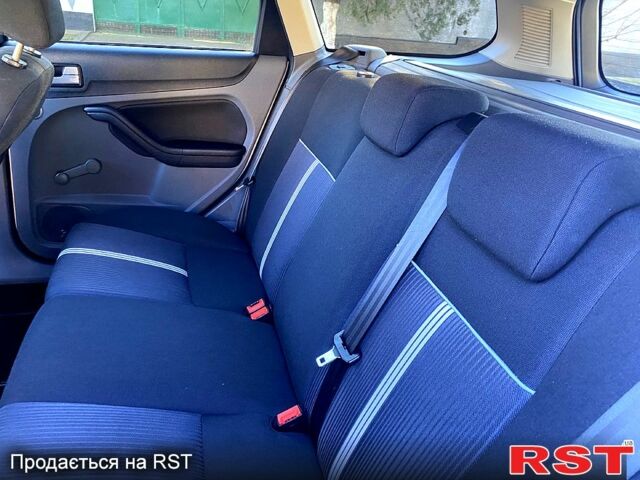 Форд Фокус, объемом двигателя 1.6 л и пробегом 171 тыс. км за 6300 $, фото 12 на Automoto.ua