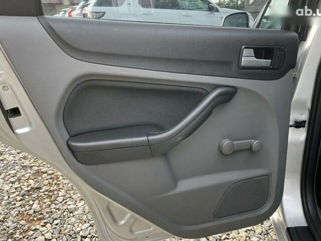 Форд Фокус, об'ємом двигуна 1.6 л та пробігом 184 тис. км за 6500 $, фото 15 на Automoto.ua