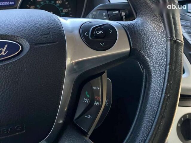 Форд Фокус, об'ємом двигуна 2 л та пробігом 233 тис. км за 7190 $, фото 22 на Automoto.ua