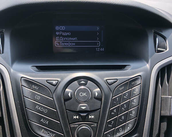 Форд Фокус, объемом двигателя 1.6 л и пробегом 240 тыс. км за 8300 $, фото 6 на Automoto.ua