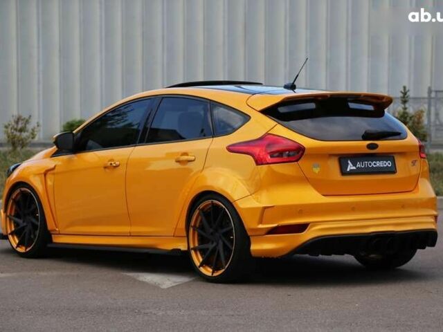 Форд Фокус, объемом двигателя 2 л и пробегом 115 тыс. км за 13700 $, фото 6 на Automoto.ua