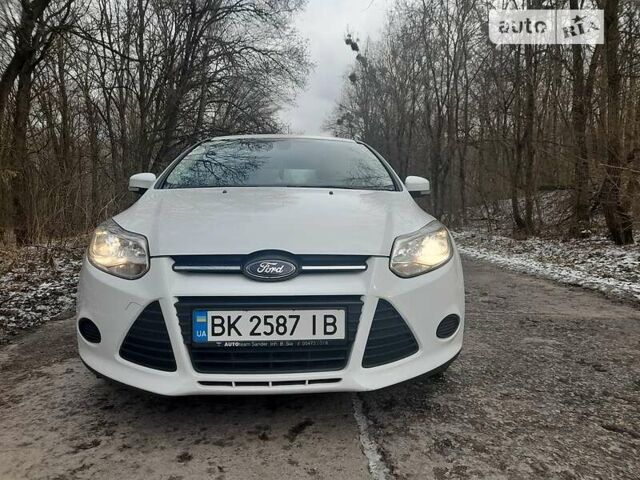 Форд Фокус, объемом двигателя 1.6 л и пробегом 293 тыс. км за 8100 $, фото 7 на Automoto.ua