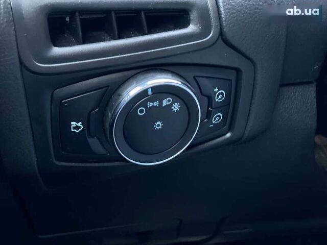 Форд Фокус, объемом двигателя 2 л и пробегом 233 тыс. км за 6590 $, фото 28 на Automoto.ua
