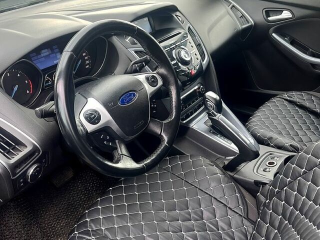Форд Фокус, объемом двигателя 2 л и пробегом 226 тыс. км за 8500 $, фото 3 на Automoto.ua
