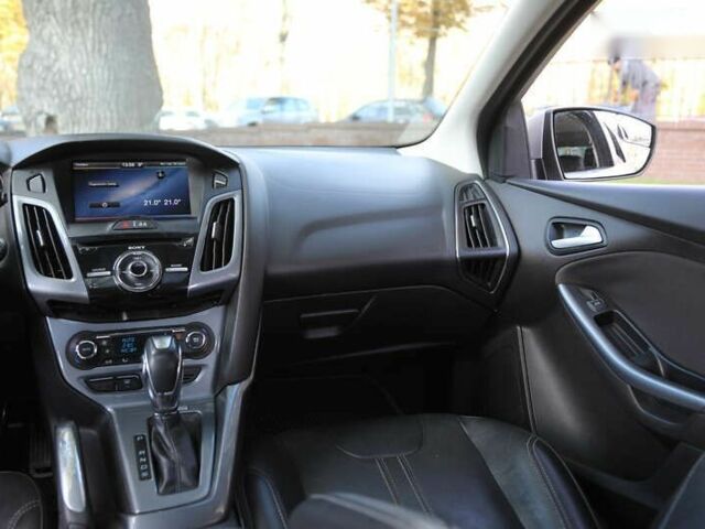 Форд Фокус, об'ємом двигуна 2 л та пробігом 122 тис. км за 6500 $, фото 12 на Automoto.ua