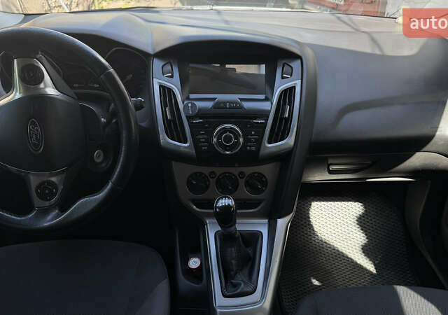 Форд Фокус, объемом двигателя 1 л и пробегом 145 тыс. км за 6500 $, фото 3 на Automoto.ua