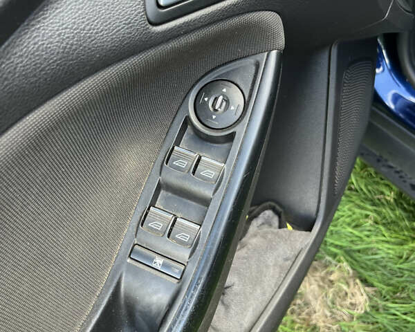 Форд Фокус, объемом двигателя 1 л и пробегом 193 тыс. км за 7000 $, фото 6 на Automoto.ua