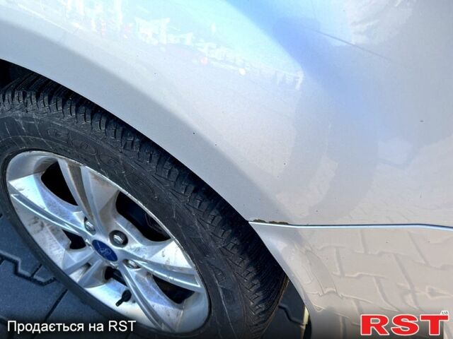 Форд Фокус, объемом двигателя 1 л и пробегом 250 тыс. км за 6000 $, фото 3 на Automoto.ua