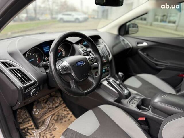 Форд Фокус, объемом двигателя 1 л и пробегом 243 тыс. км за 5300 $, фото 13 на Automoto.ua