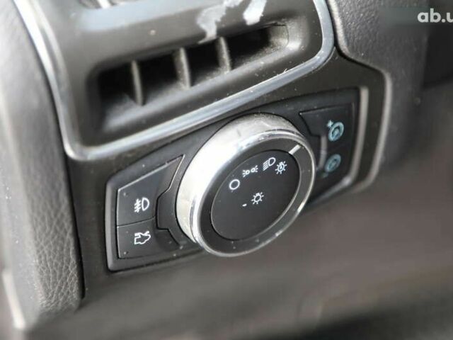 Форд Фокус, об'ємом двигуна 2 л та пробігом 122 тис. км за 6500 $, фото 20 на Automoto.ua