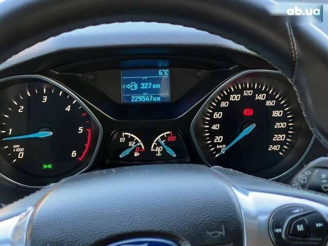 Форд Фокус, об'ємом двигуна 1.6 л та пробігом 230 тис. км за 8000 $, фото 13 на Automoto.ua