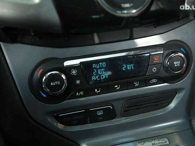 Форд Фокус, об'ємом двигуна 2 л та пробігом 122 тис. км за 6500 $, фото 17 на Automoto.ua