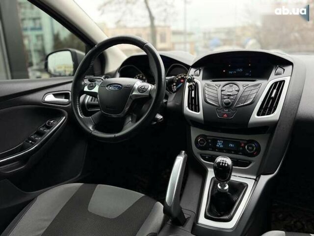 Форд Фокус, объемом двигателя 1 л и пробегом 243 тыс. км за 5300 $, фото 9 на Automoto.ua