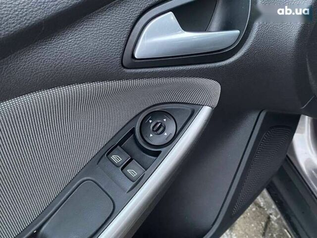 Форд Фокус, объемом двигателя 1.6 л и пробегом 173 тыс. км за 6999 $, фото 13 на Automoto.ua
