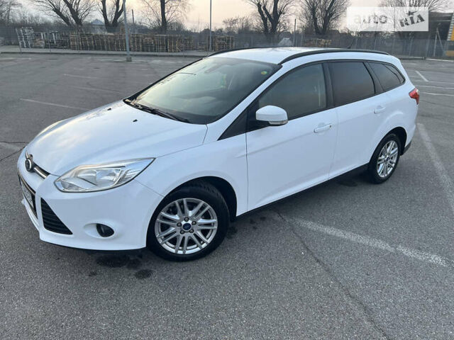 Форд Фокус, объемом двигателя 1 л и пробегом 202 тыс. км за 6868 $, фото 12 на Automoto.ua