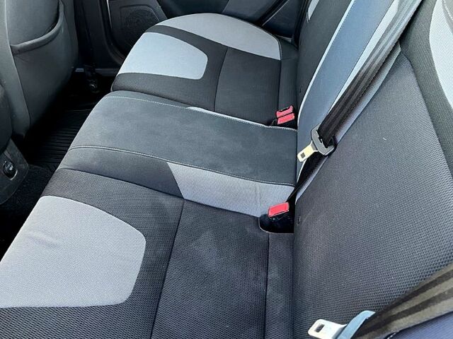 Форд Фокус, объемом двигателя 1 л и пробегом 250 тыс. км за 6000 $, фото 10 на Automoto.ua