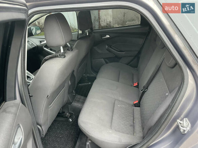 Форд Фокус, объемом двигателя 1.6 л и пробегом 230 тыс. км за 7800 $, фото 12 на Automoto.ua