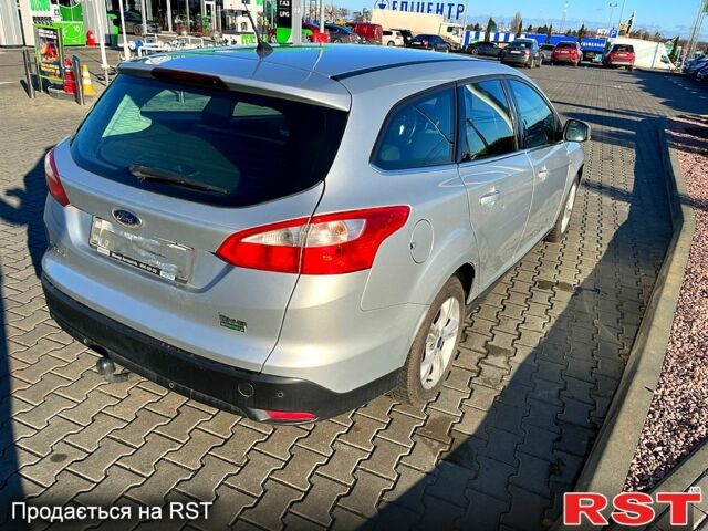 Форд Фокус, объемом двигателя 1 л и пробегом 250 тыс. км за 6000 $, фото 1 на Automoto.ua