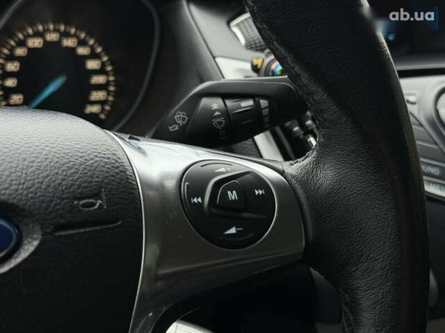 Форд Фокус, объемом двигателя 1 л и пробегом 243 тыс. км за 5300 $, фото 19 на Automoto.ua