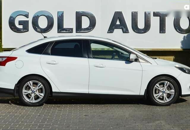 Форд Фокус, об'ємом двигуна 1 л та пробігом 234 тис. км за 5950 $, фото 10 на Automoto.ua