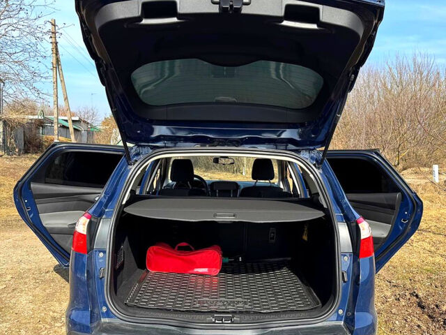 Форд Фокус, объемом двигателя 2 л и пробегом 231 тыс. км за 7850 $, фото 5 на Automoto.ua