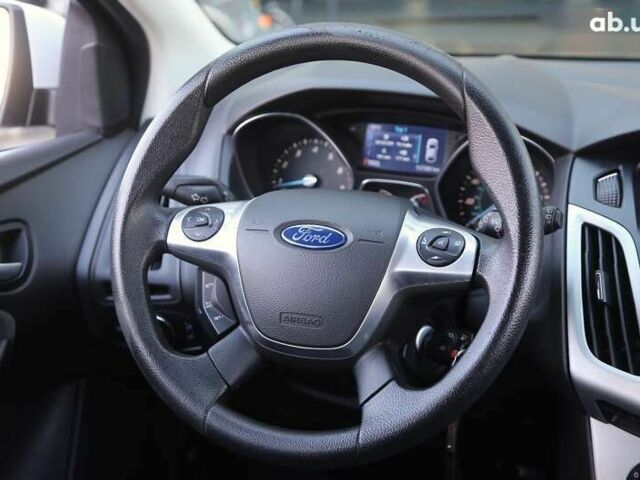 Форд Фокус 2014 в Киеве на Automoto.ua Форд Фокус, объемом двигателя 2 л и пробегом 157 тыс. км за 8500 $, фото 13 на Automoto.ua