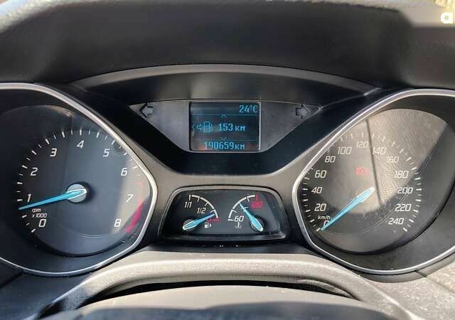 Форд Фокус 2014 в Киеве на Automoto.ua Форд Фокус, объемом двигателя 1 л и пробегом 190 тыс. км за 5999 $, фото 15 на Automoto.ua