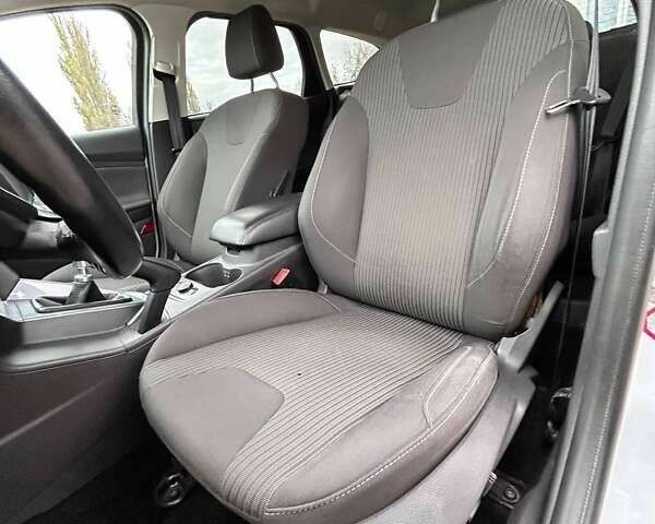 Форд Фокус, объемом двигателя 0 л и пробегом 164 тыс. км за 7700 $, фото 14 на Automoto.ua