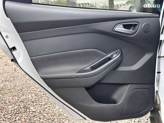 Форд Фокус, объемом двигателя 0 л и пробегом 164 тыс. км за 7700 $, фото 27 на Automoto.ua