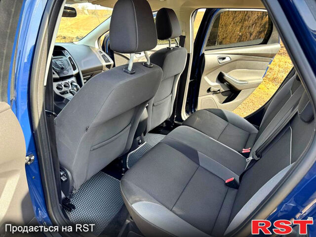 Форд Фокус, объемом двигателя 2 л и пробегом 231 тыс. км за 7850 $, фото 6 на Automoto.ua