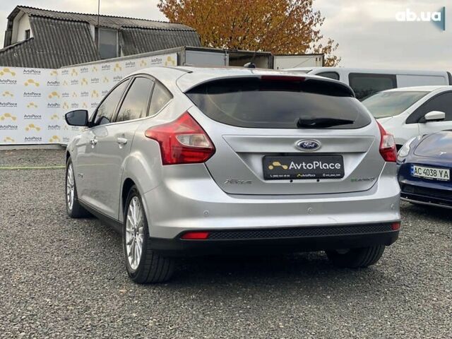 Форд Фокус, об'ємом двигуна 0 л та пробігом 106 тис. км за 6700 $, фото 12 на Automoto.ua