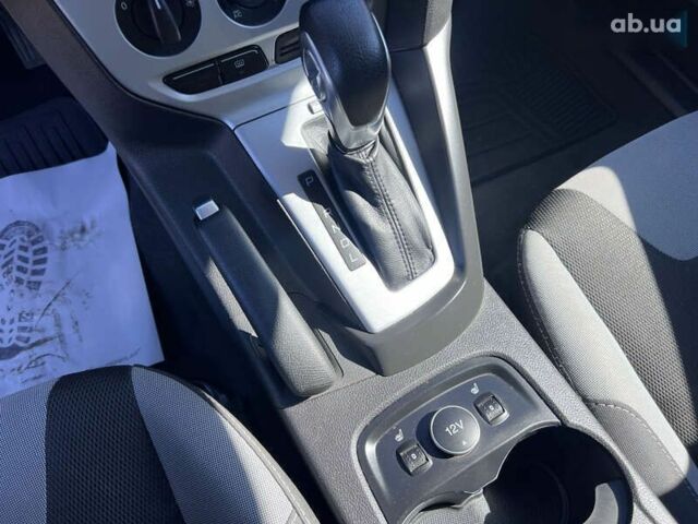 Форд Фокус, объемом двигателя 2 л и пробегом 145 тыс. км за 7690 $, фото 28 на Automoto.ua