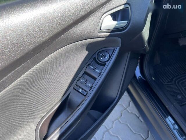 Форд Фокус, объемом двигателя 2 л и пробегом 145 тыс. км за 7690 $, фото 17 на Automoto.ua