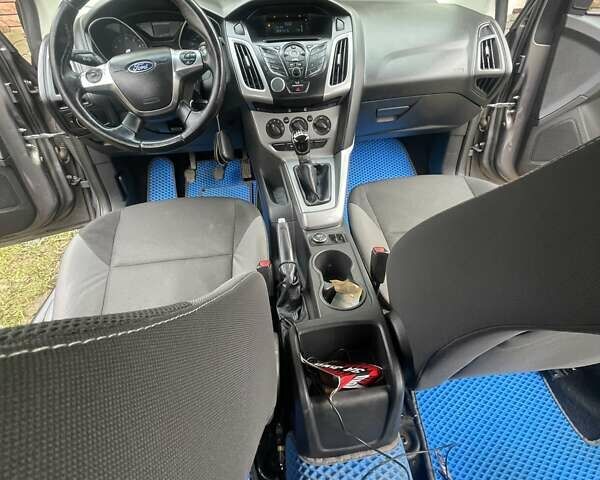 Форд Фокус, объемом двигателя 1 л и пробегом 79 тыс. км за 8300 $, фото 4 на Automoto.ua