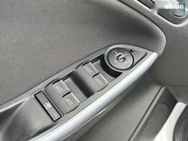 Форд Фокус, объемом двигателя 0 л и пробегом 164 тыс. км за 7700 $, фото 12 на Automoto.ua