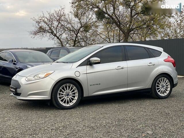 Форд Фокус, об'ємом двигуна 0 л та пробігом 106 тис. км за 6700 $, фото 9 на Automoto.ua